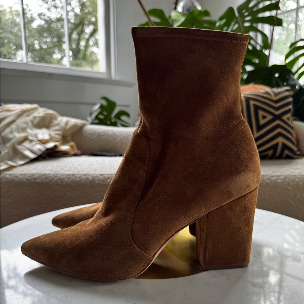 LOEFFLER RANDALL

Cacao Isla Slim Ankle Booties
 Size 11